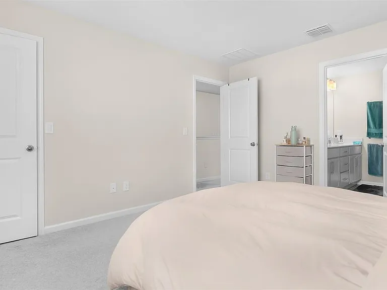5070 Rain Shadow Dr — Photo 25