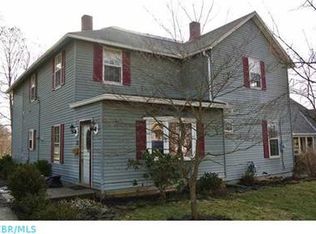 312 S Pearl St, Granville, OH 43023