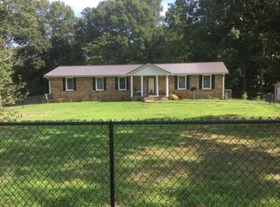 3180 Highway 100, Centerville, TN 37033