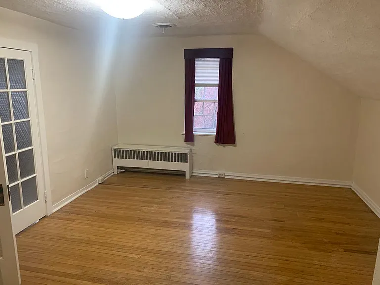 410 P St #4 — Photo 6