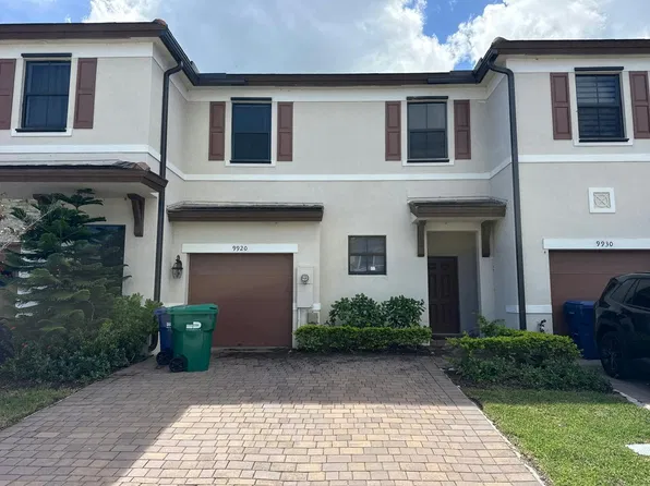 9920 SW 231st Ln, Miami, FL 33190