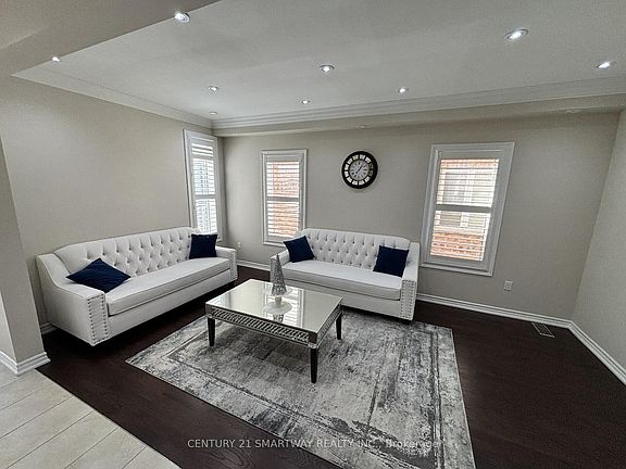3rd image of 25 Bucksaw St