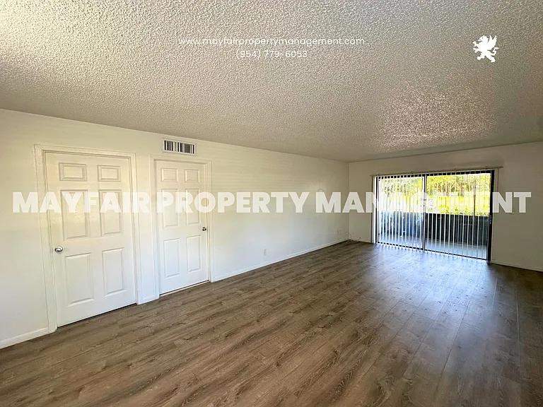928 S Federal Hwy #17 — Photo 4