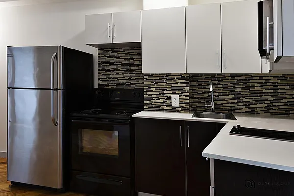 Rented by Batra Group Inc | media 20