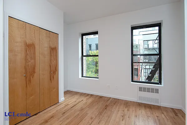 Rented by LC Lemle Real Estate Group | media 16