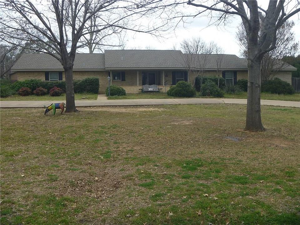 1st image of 1336 Corvadura St