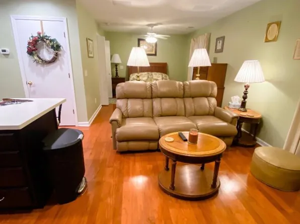 210 Calley Rd, Savannah, GA 31410