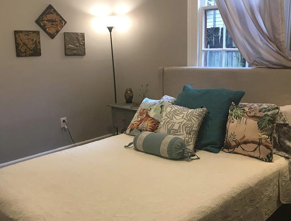 1st image of 2631 Carondelet St