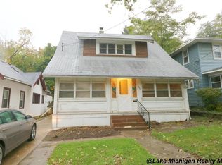 851 Burton St SE, Grand Rapids, MI