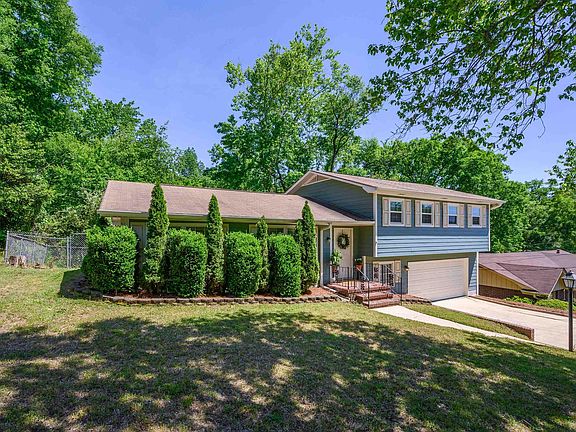 2nd image of 2536 Woodmeadow Ln