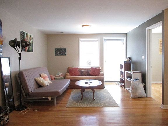 2nd image of 2501 W Bryn Mawr Ave APT 206