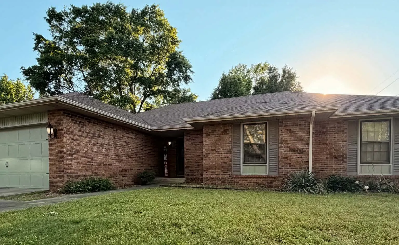 3 bed, 1741 sqft, $2,400 — Photo 2