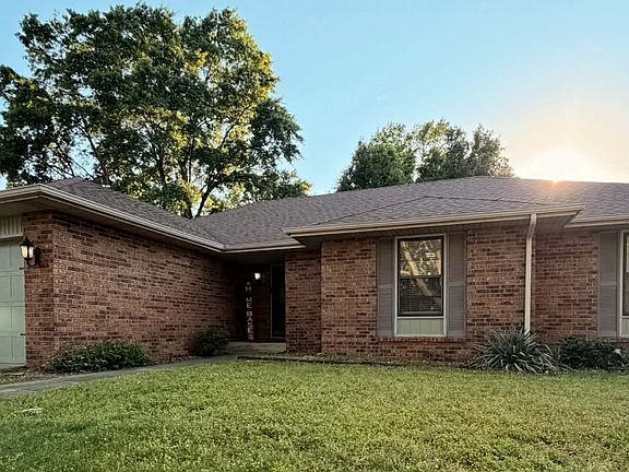 2nd image of 5407 S Clay Ave