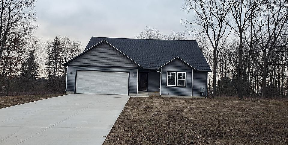 1st image of 12823 Links Ln NE