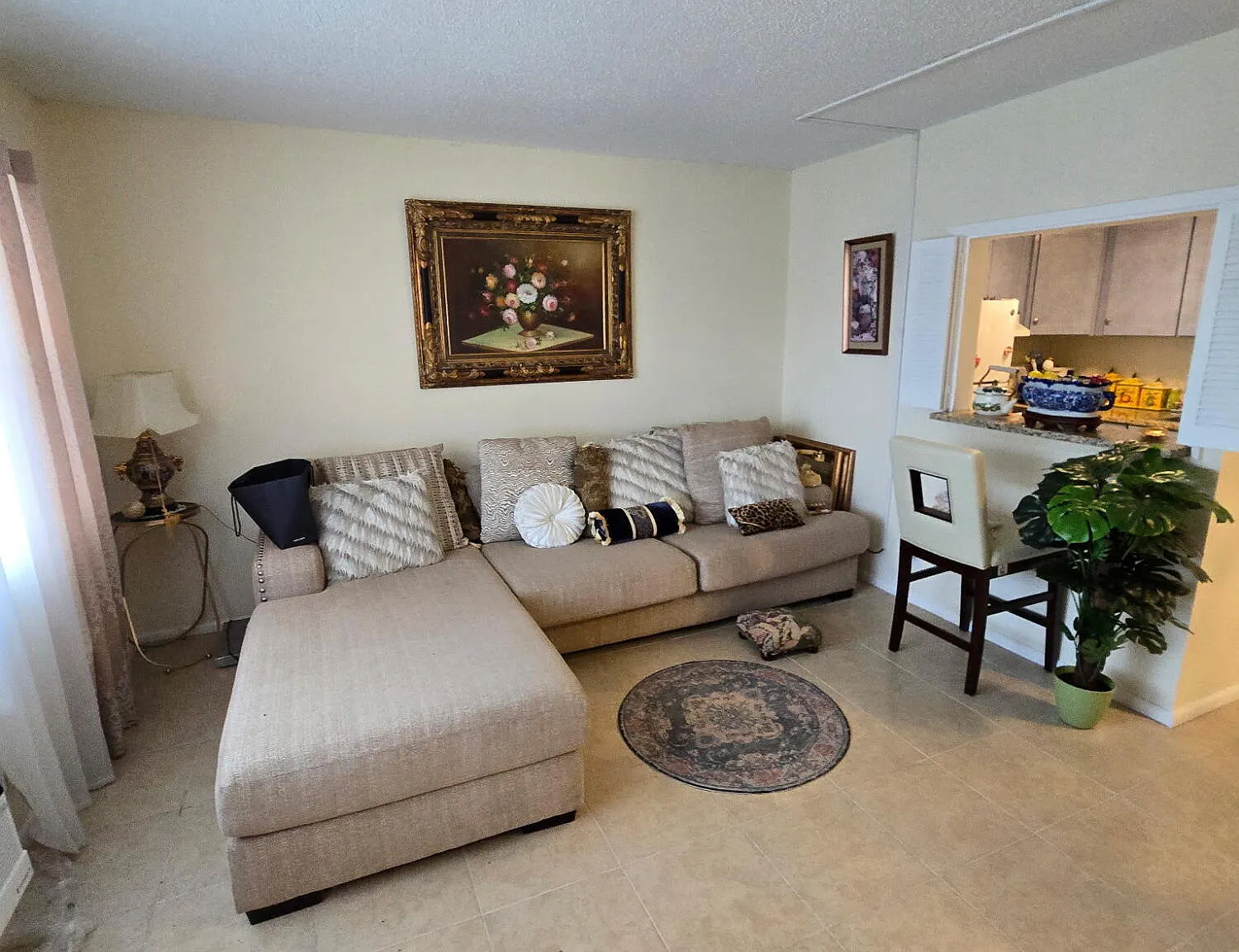 1 bed, 1.5 bath, 700 sqft, $1,550 — Photo 1