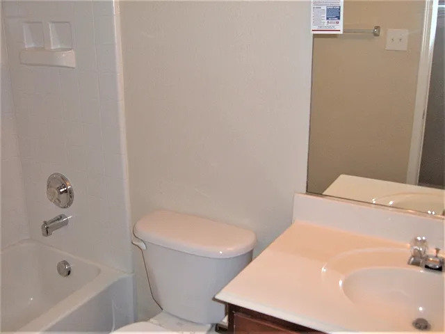12232 Lamington Dr — Photo 12