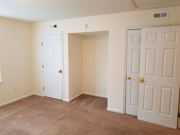 2nd image of 2500 Cedarwood Dr