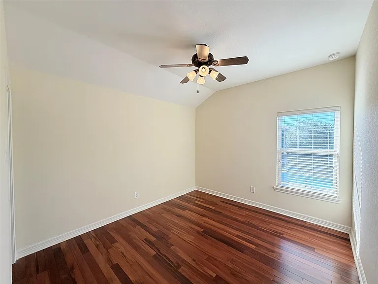 28015 Silverstream Ct — Photo 26