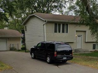 7409 Humboldt Ave N, Brooklyn Park, MN 55444