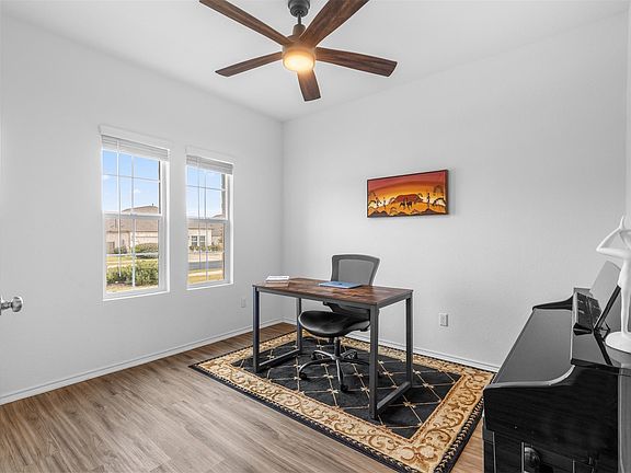 2nd image of 432 Wolf Springs Rd