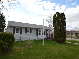 1323 N Penn St, Aberdeen, SD 57401