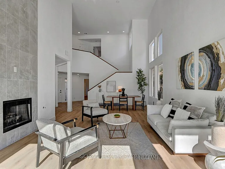 8941 Diamond Falls Dr — Photo 3