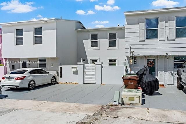 1st image of 1369 W 69th St