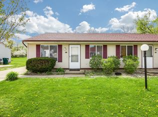 Meadowview Townhomes (Meadowview Street LLC), Fowlerville, MI 48836