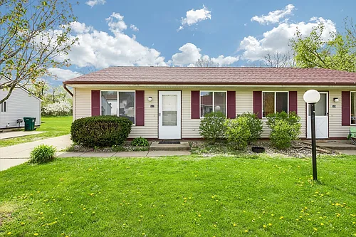 425 Meadow View St Photo 1