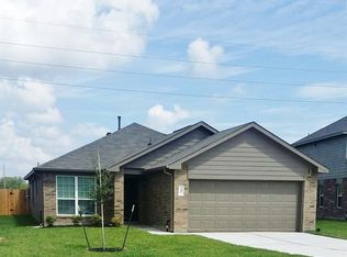 45 Laguna Bend Dr, Manvel, TX 77578