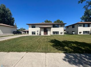 2213-2215 30th Ave S, Fargo, ND 58103