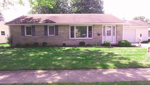 2nd image of 1113 Spruce Ave