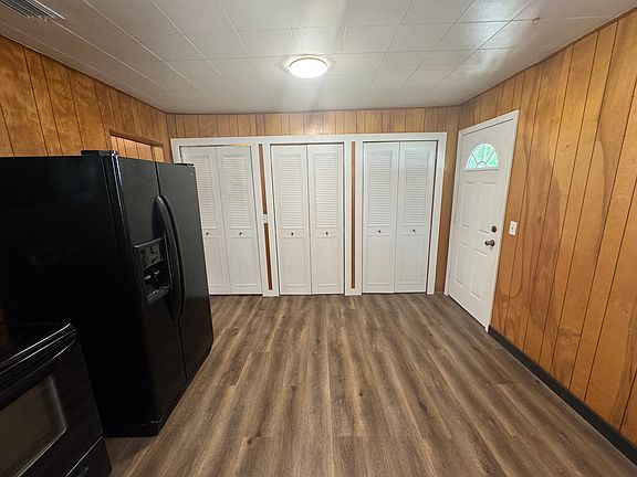 3rd image of 5343 Lexington Ave