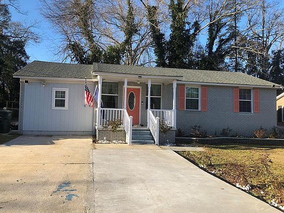 2nd image of 1223 Fairfield St