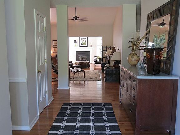 Spacious entry