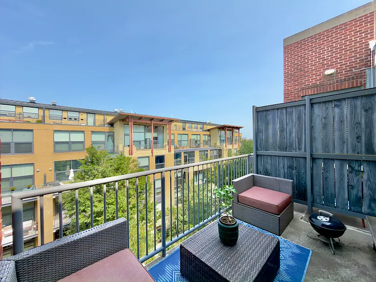 2328 Champlain St NW #420 — Photo 12