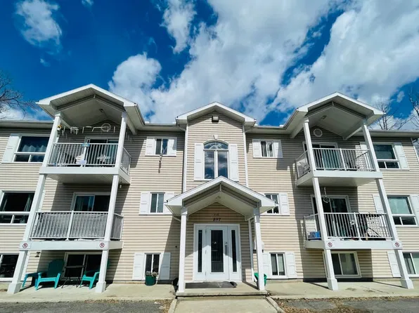 897 Notre Dame St #11, Russell, ON K0A 1W1