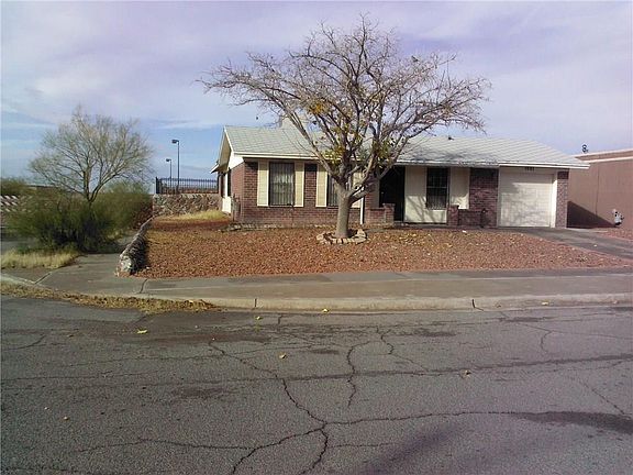 2nd image of 1001 Quinault Dr