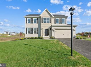 201 Fieldstone Dr #23, Hanover, PA 17331