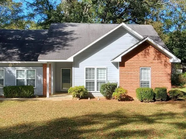 914 6th Pl, Sylacauga, AL 35150
