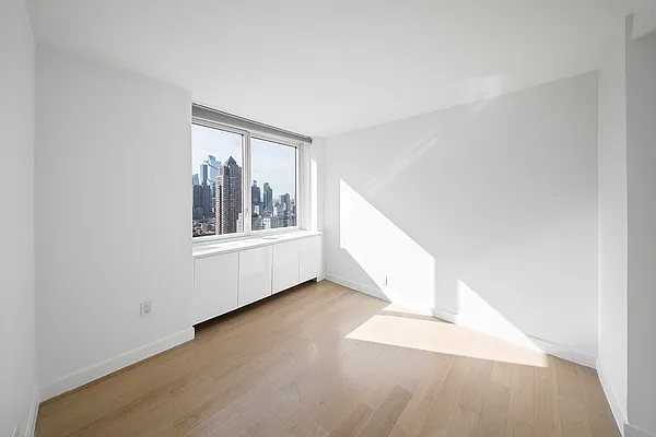 Rented by Home Ambassadors | media 13