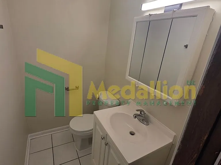 10637 S Cottage Grove Ave — Photo 20