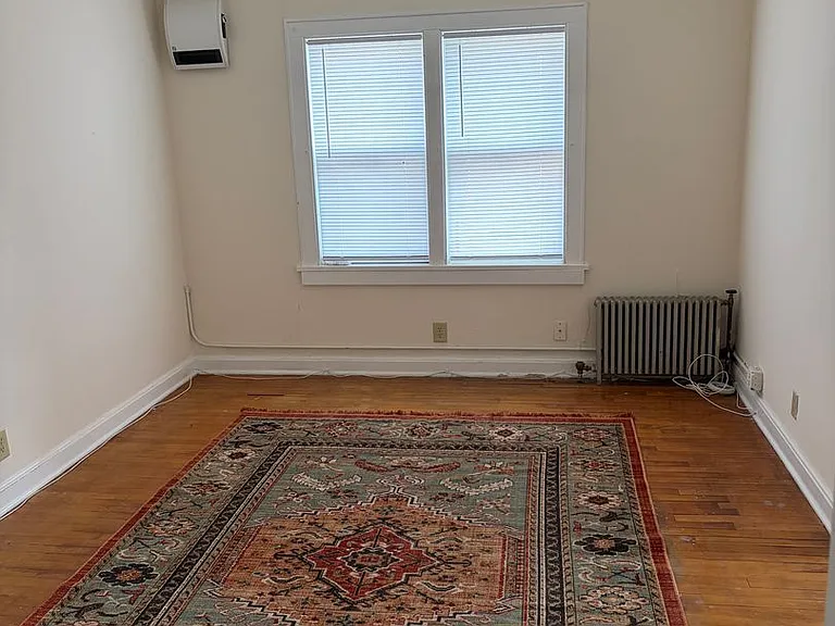543 Mill St — Photo 2