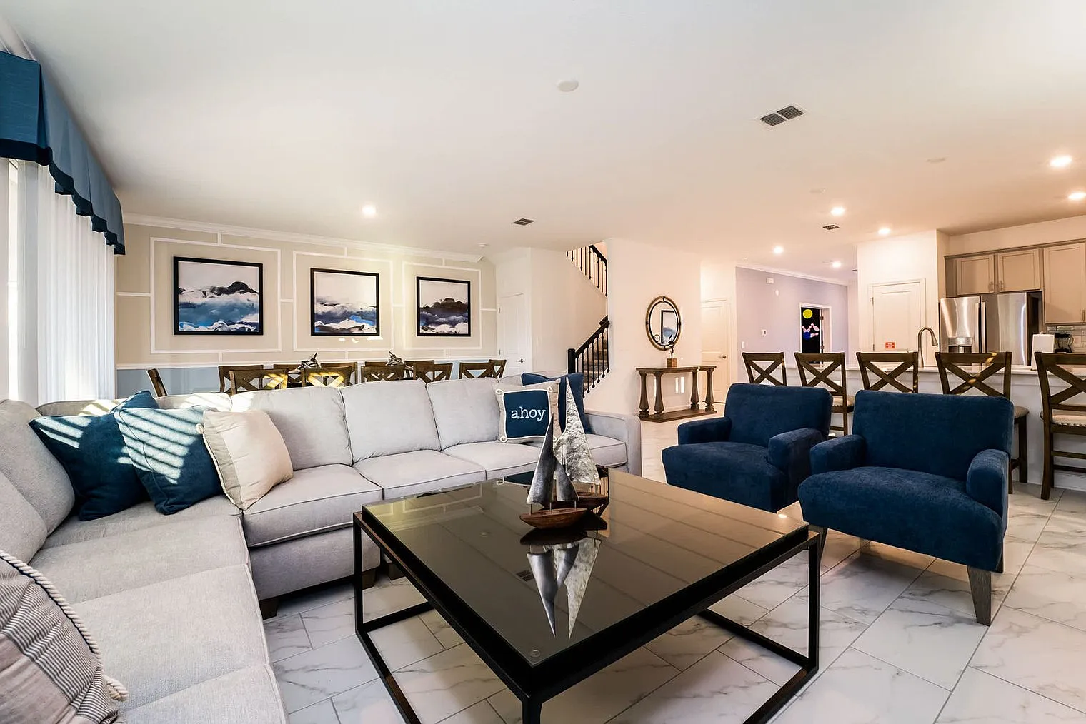 8 bed, 5.0 bath, 4294 sqft, $5,221 — Photo 1
