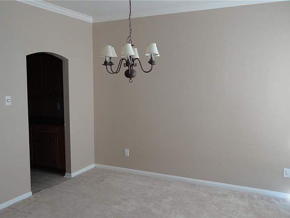 4th image of 17918 Camden Oaks Ln
