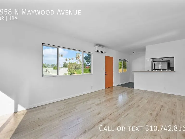 4958 N Maywood Ave — Photo 13