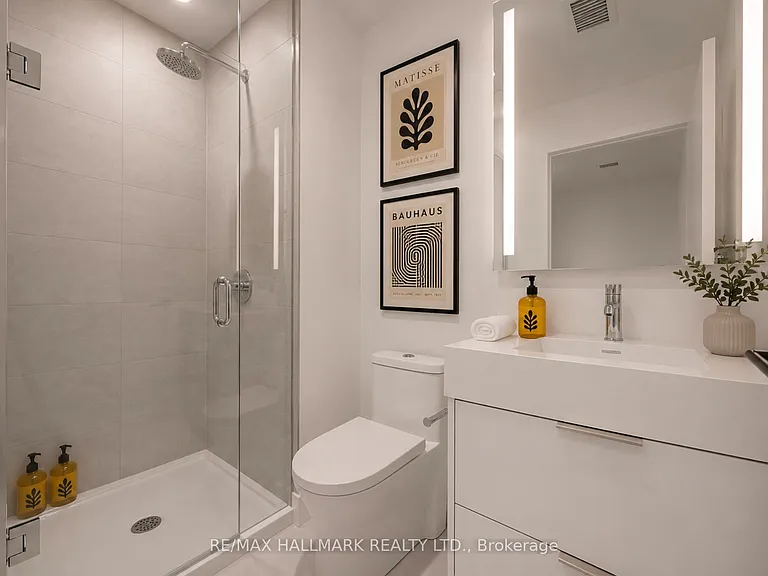 308 Jarvis St #210 — Photo 15