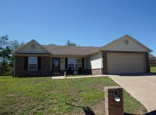 1210 W 1st St, Tahlequah, OK 74464