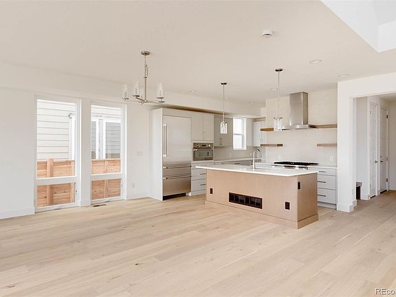 4th image of 6336 Elmira Court