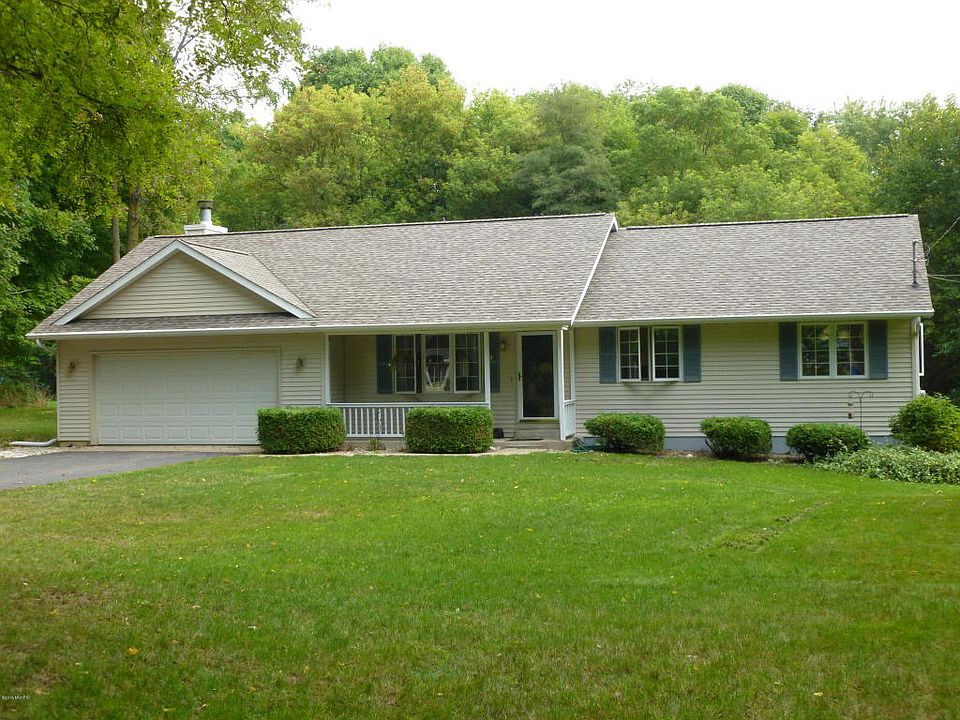 1st image of 7812 N 32nd St